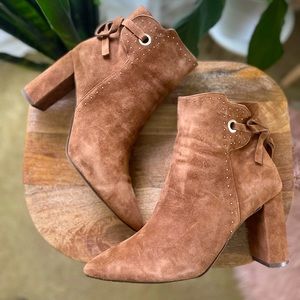 Suede Ankle boots, worn once, sz 11